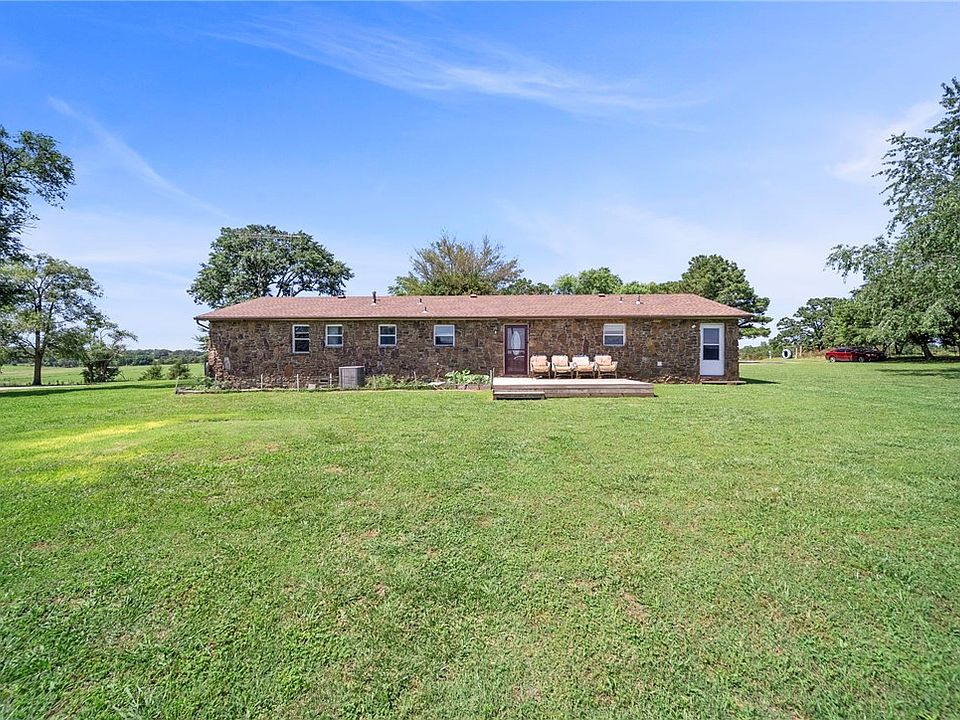 ジェントリー　ジョーズ　大株 19161 Old Springtown Rd, Gentry, AR 72734 | Zillow
