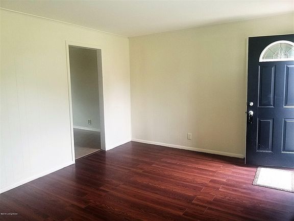 3rd image of 4908 Poitier Ct