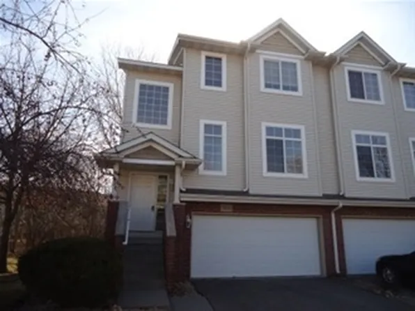 7615 Ponds Edge Path, Savage, MN 55378