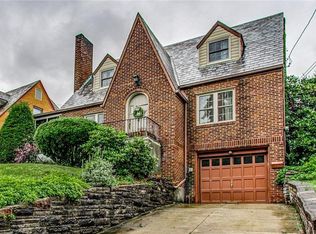 811 Harden Dr, Pittsburgh, PA 15229