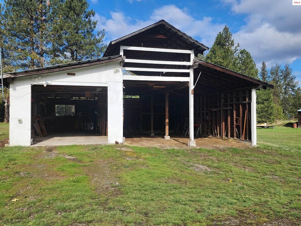 2nd image of 286 Blume Hill Rd