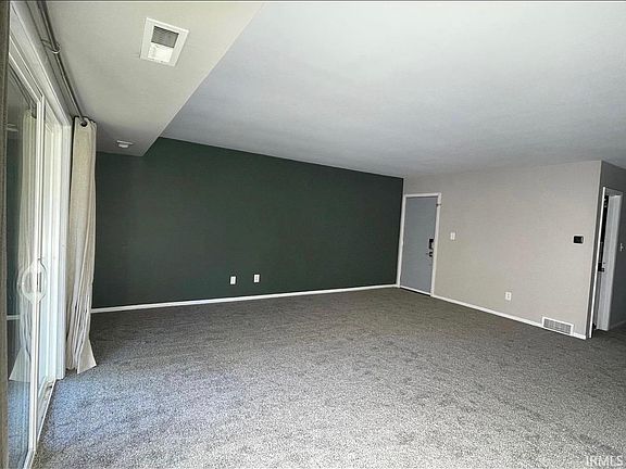 4th image of 2500 Topsfield Rd APT 806