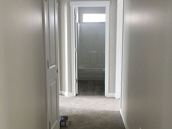 5th image of 421 W Remington Ave