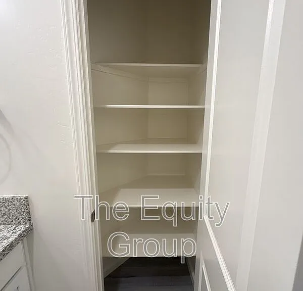 735 S Pinkham #105 — Photo 18