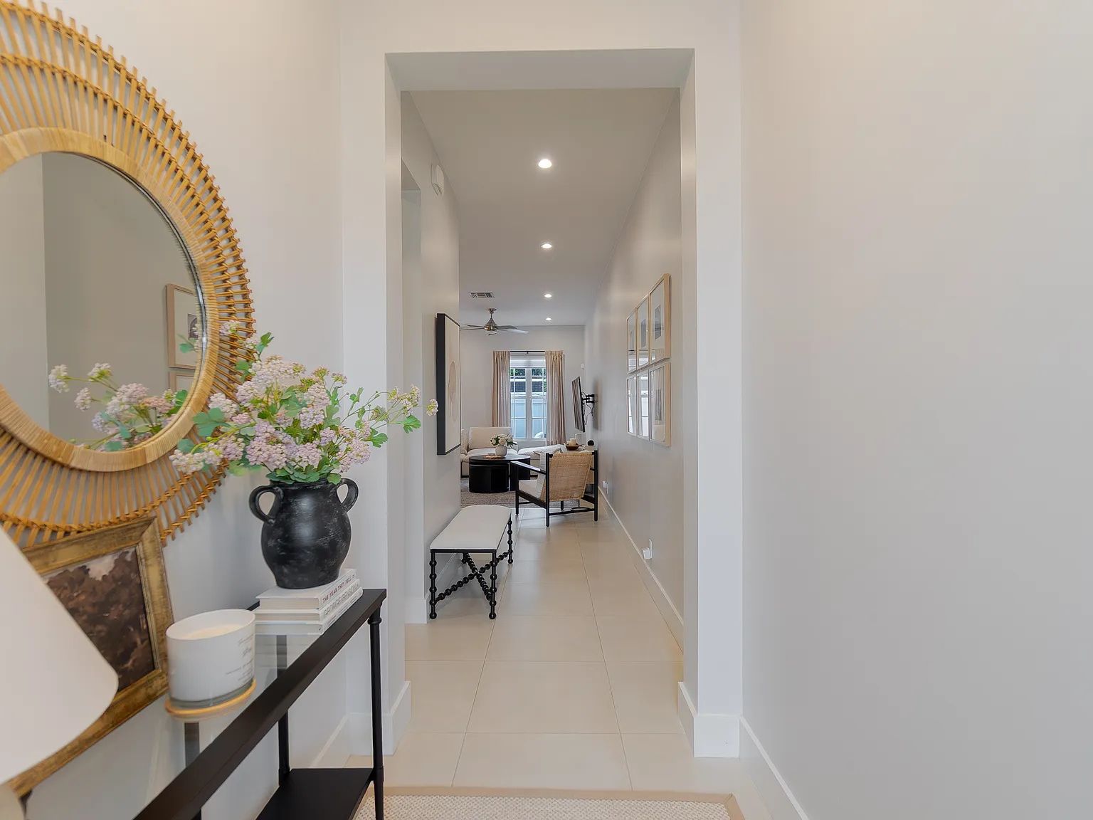 3 bed, 2.5 bath, 2103 sqft, $6,000 — Photo 3