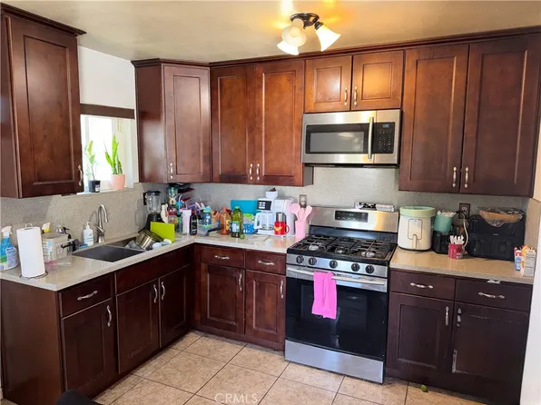 1263 N Phillips Ave, Banning, CA 92220