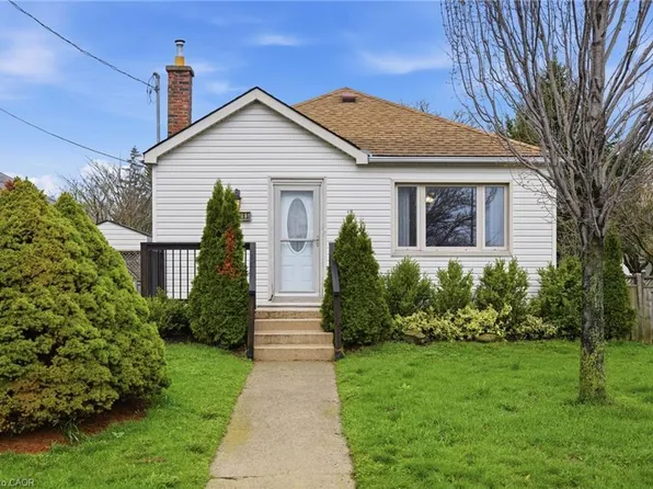 138 Glenholme Ave, Hamilton, ON L8K 3L7