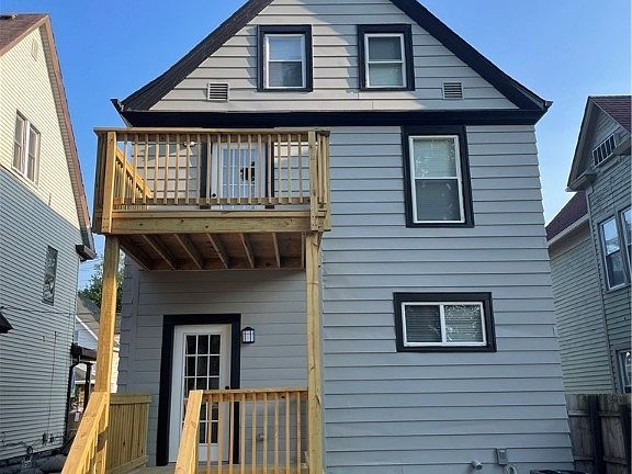 2nd image of 2320 Althen Ave