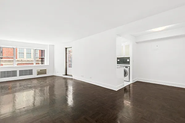 Rented by Corcoran | media 2