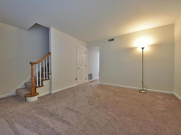 4th image of 4140 Paule Ave