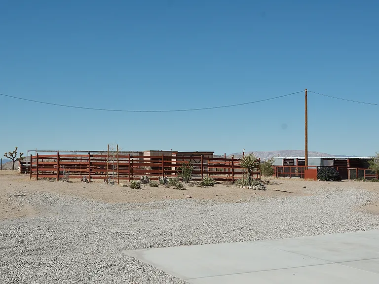 1381 Soledad Ave — Photo 31
