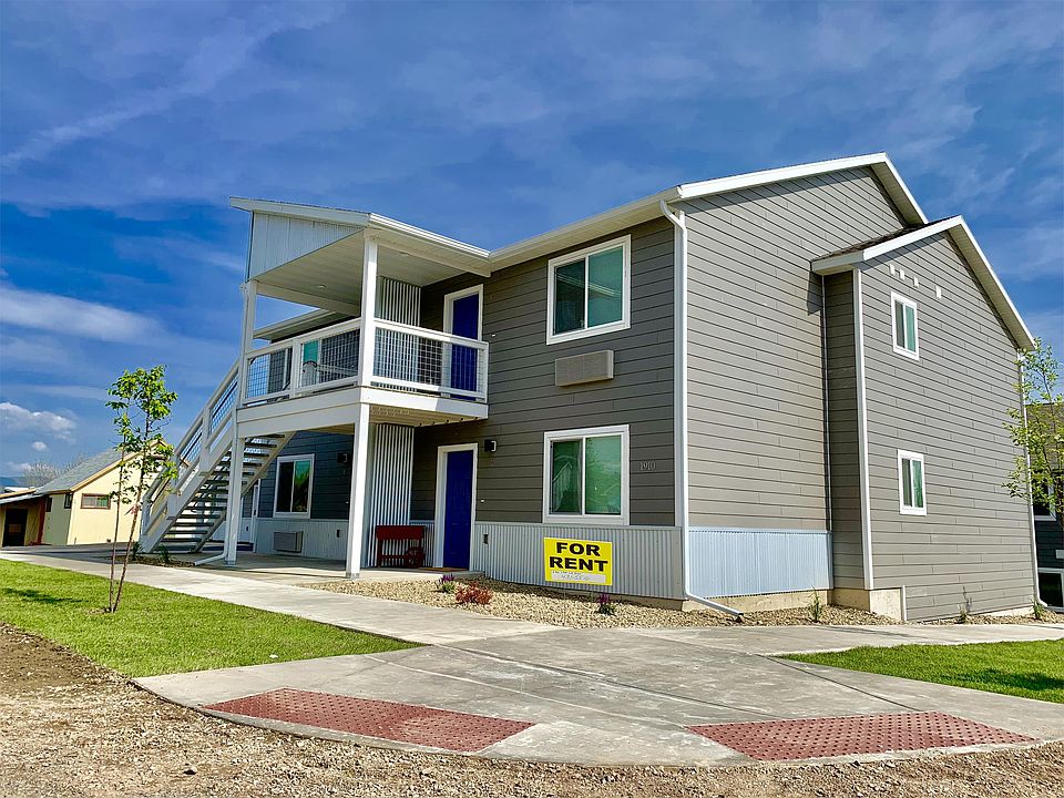 2nd image of 1220 Linden St #1