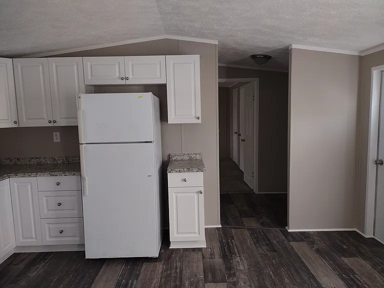 7500 County Line Rd — Photo 24