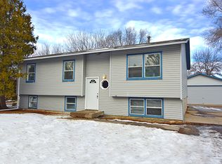 1713 Highway 96, White Bear Lake, MN 55110