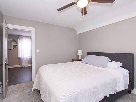 5th image of 7703 Essen Ave #Up