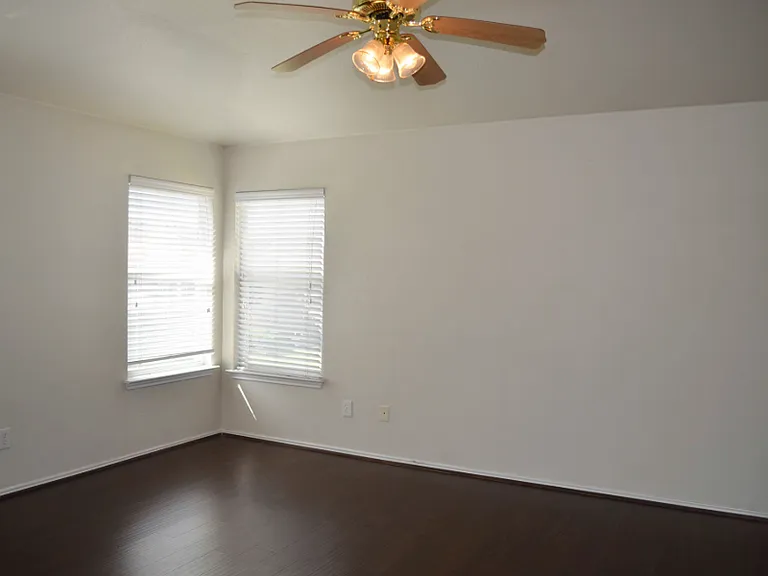 5311 White Rock Dr — Photo 13