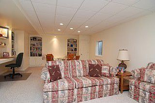 5th image of 1251 Berkshire Ln