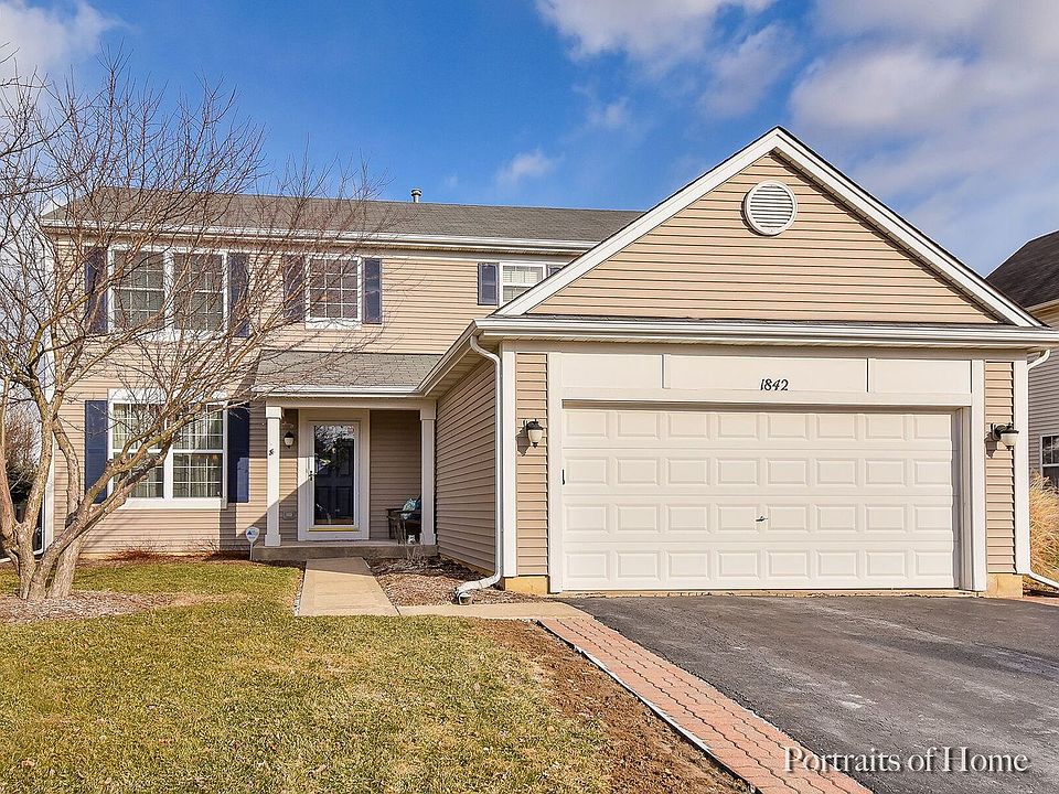 1st image of 1842 Cambridge Ln