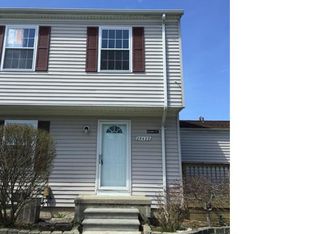 28423 Raleigh Crescent Dr, Chesterfield, MI 48051