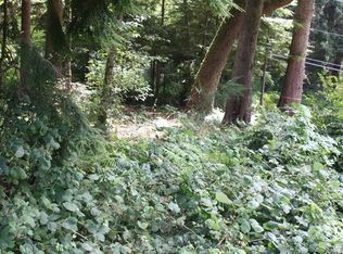 1900 NE West Devils Lake Rd, Lincoln City, OR 97367