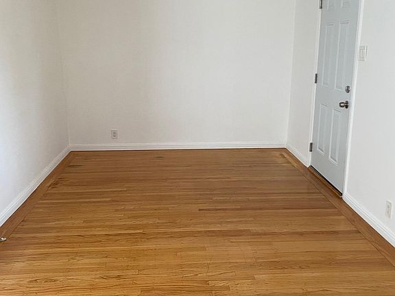 3rd image of 918 Bonita Ave APT 8