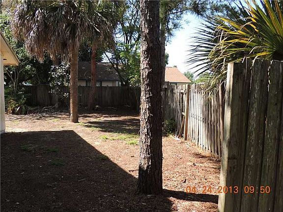 5th image of 7592 Southwick St