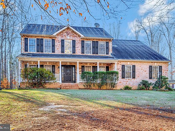 3rd image of 7006 Whitetail Ct