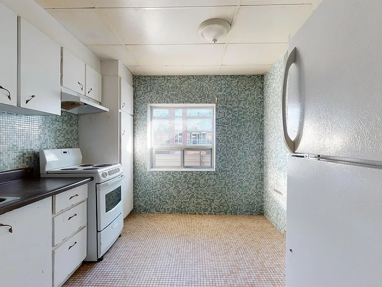 380 Frank St #7 — Photo 26