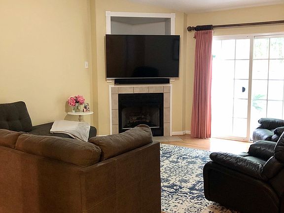 4th image of 1715 Bassett Ct