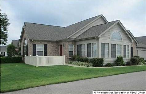 3rd image of 8793 Parkview Oaks Cir #41