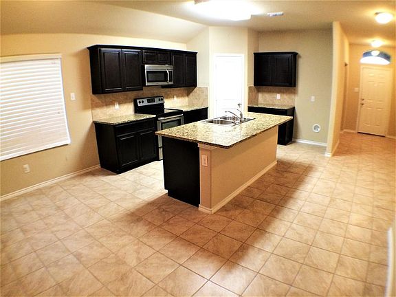5th image of 2521 Clarks Mill Ln