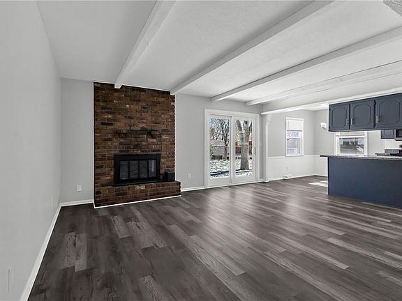 5th image of 808 NW Arlington Pl