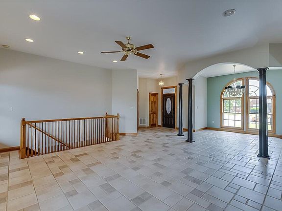 5th image of 113 Welsh Dr