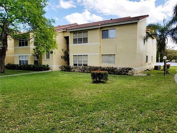 5th image of 12430 Vista Isles Dr APT 1327