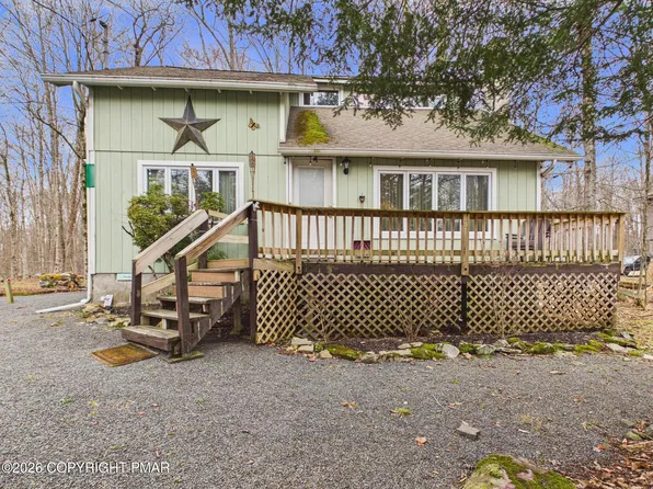 222 Paxinos Dr, Pocono Lake, PA 18347