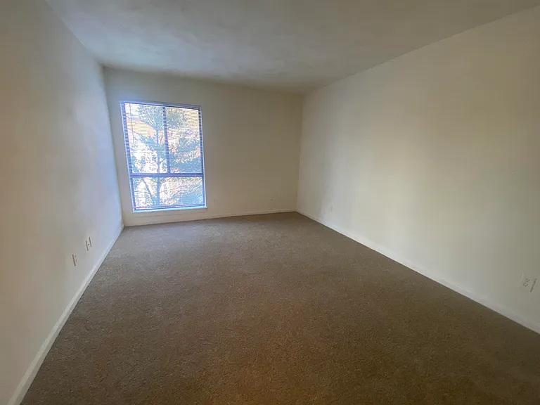 Princeton Circle West Apartments — Photo 87