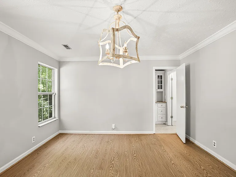 3127 Creekview Ln — Photo 21