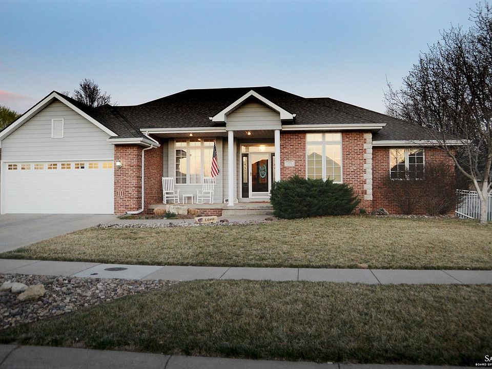1st image of 321 S Estates Dr
