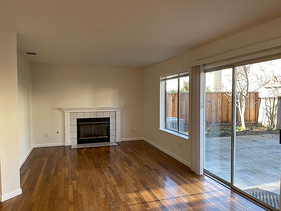 4th image of 1483 Chavez Way