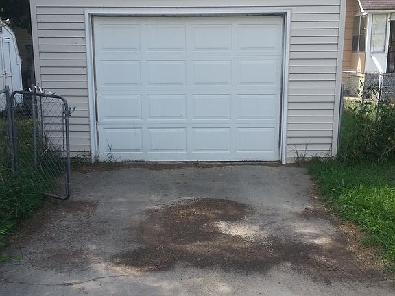 3rd image of 2120 Denwood Ave SW