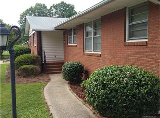 3933 Woodgreen Trl, Charlotte, NC 28205