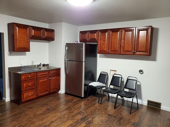 2nd image of 1415 Bleecker St APT 2