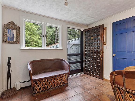 3rd image of 59 Hardy Road