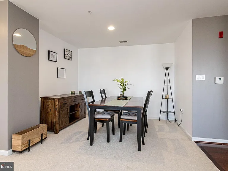 4800 Coyle Rd #506 — Photo 4
