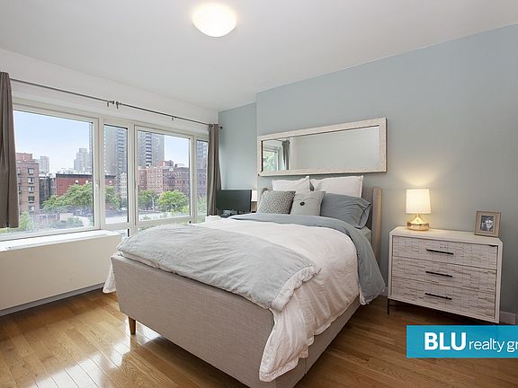 4th image of 454 W 54th St APT 4O