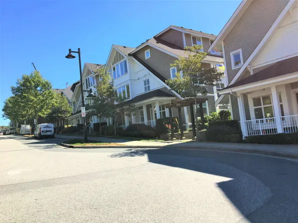 618 Langside Ave #210, Coquitlam, BC V3J 0B8