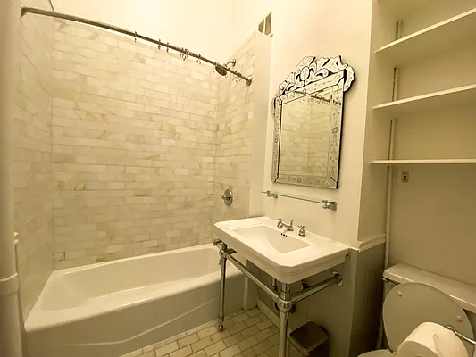 Rented by Bien Realty Ltd | media 57