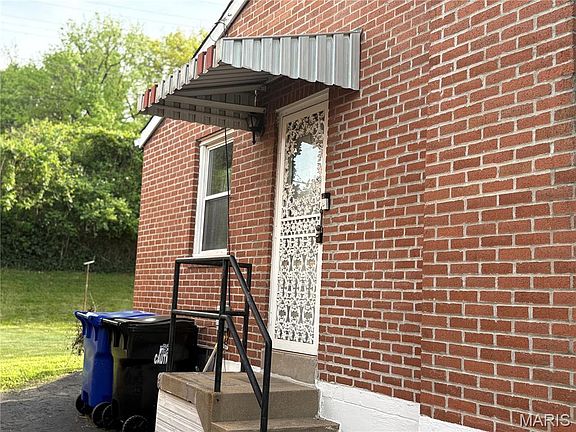 4th image of 7844 Drexel Dr