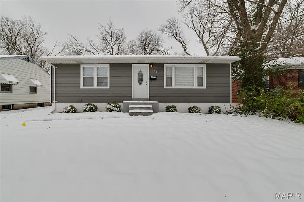 206 Eldridge Ave photo 1