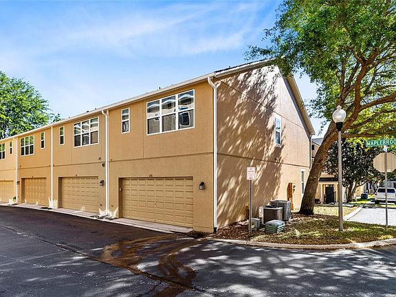 2nd image of 220 Maplebrook Dr